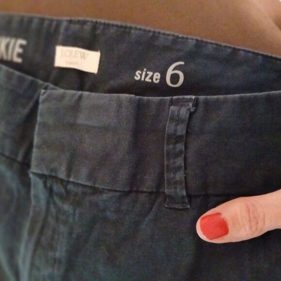 J. Crew Stretch 'Frankie' Navy Blue Bermuda Shorts Sz 6 - Picture 3 of 9